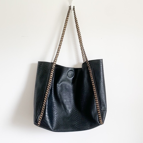 Black Croc Print Vegan Leather Tote Bag With Gold Metal Chain Strap - Picture 5 of 10